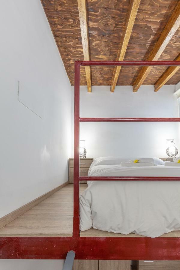 Apartment Pasaje De Amores Der - Descanso En Casa Y Vida Cultural Y Monumentos 4 Px Sevilla